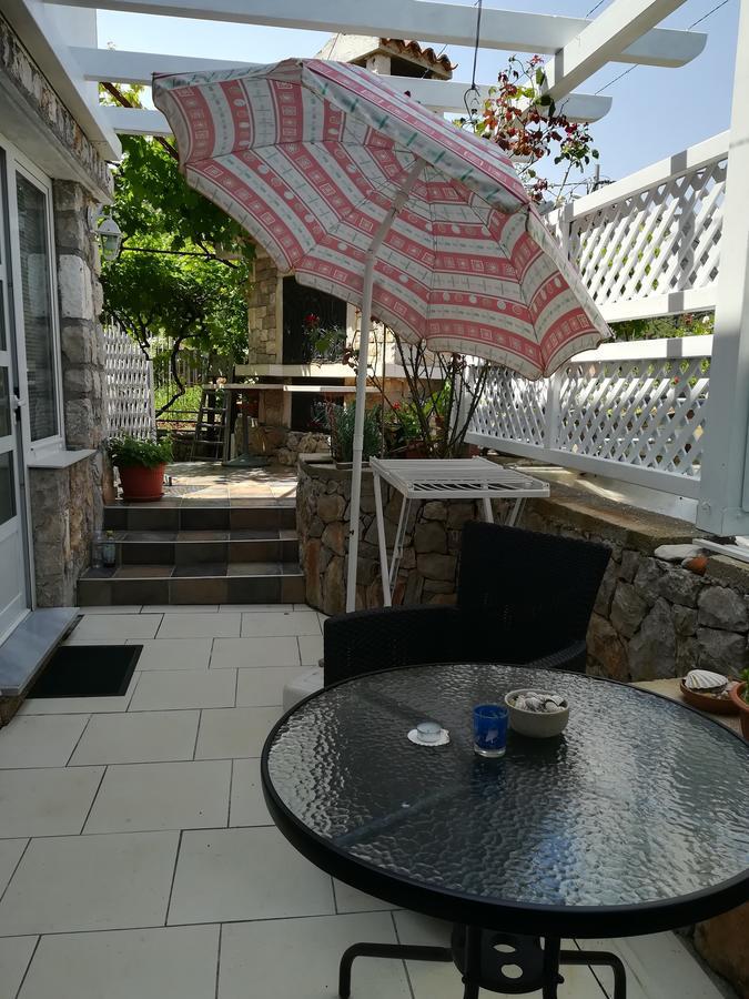 Apartment Neno - Terrace & Parking 베리로신즈 외부 사진